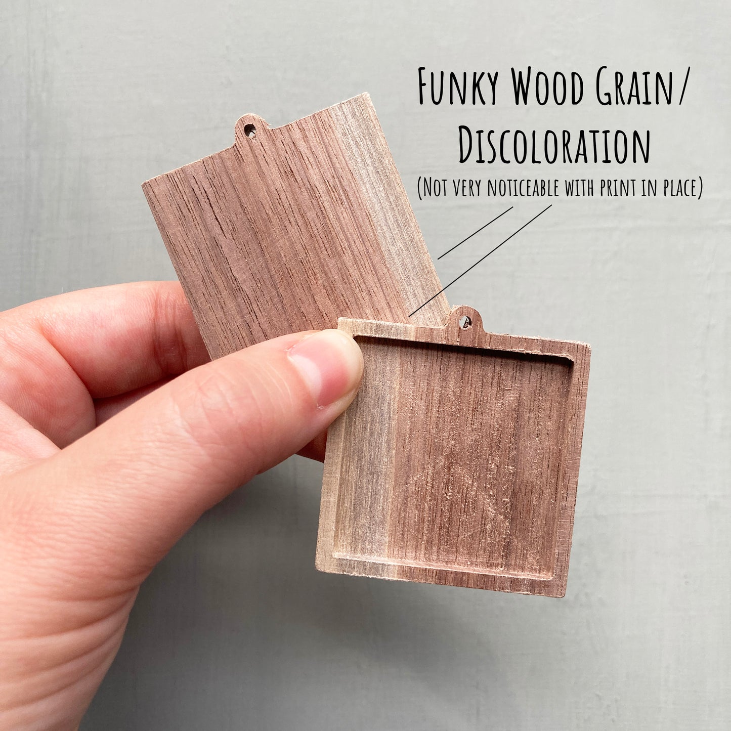 Imperfect Dangling Wood Frames(add-on only)