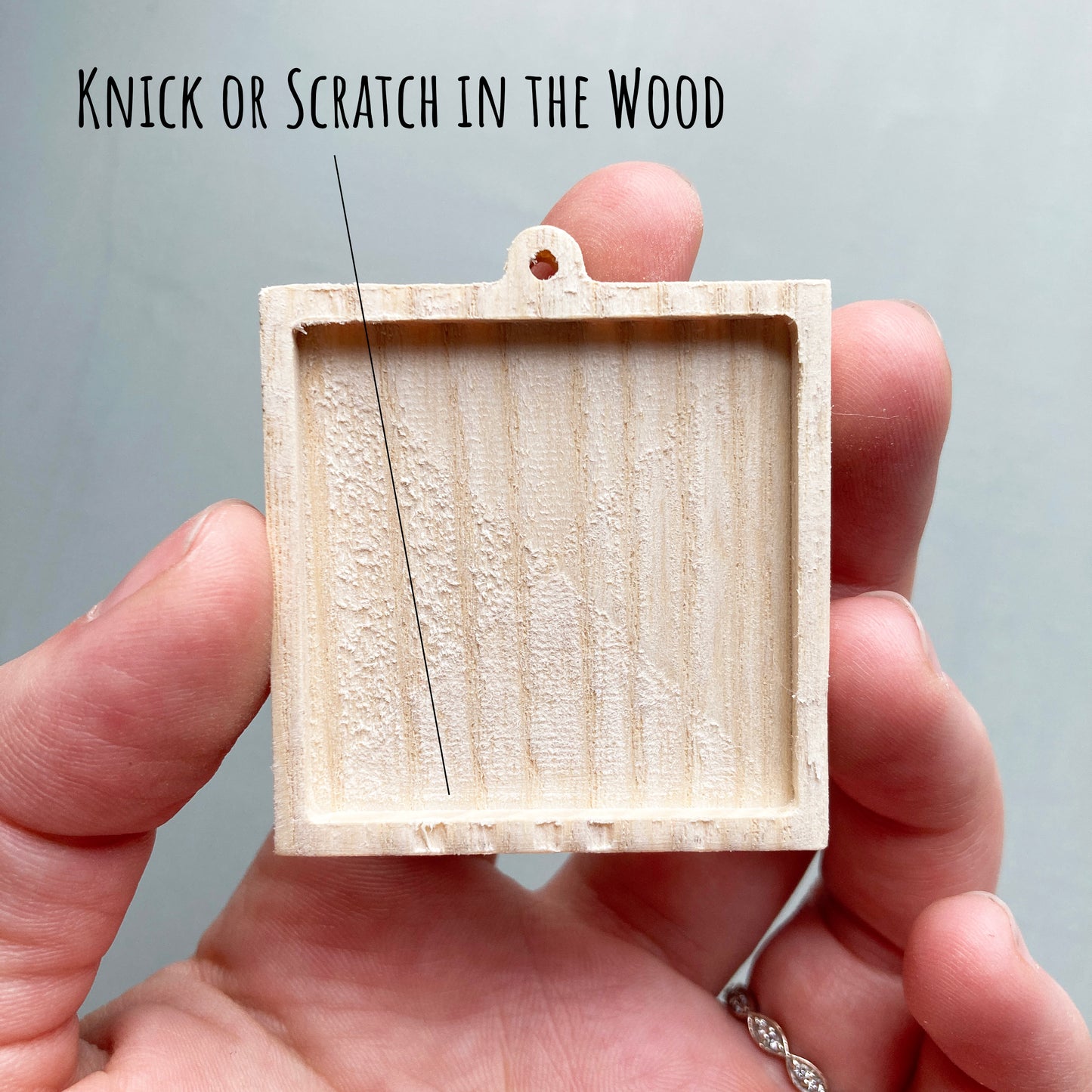 Imperfect Dangling Wood Frames(add-on only)