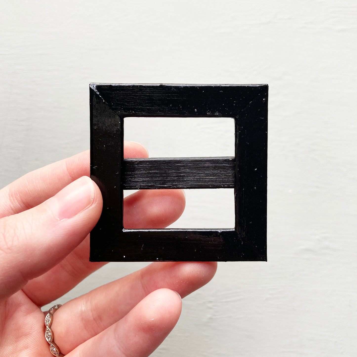 Discontinued Black Magnet Frames(add-on only)